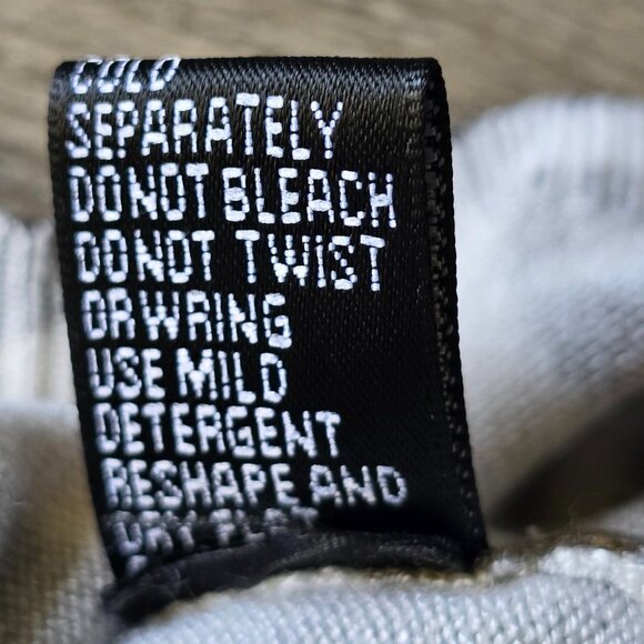 Pierri New York Cardigan Sweater Womens Small Leopard Cheetah Animal Print - Picture 7 of 8